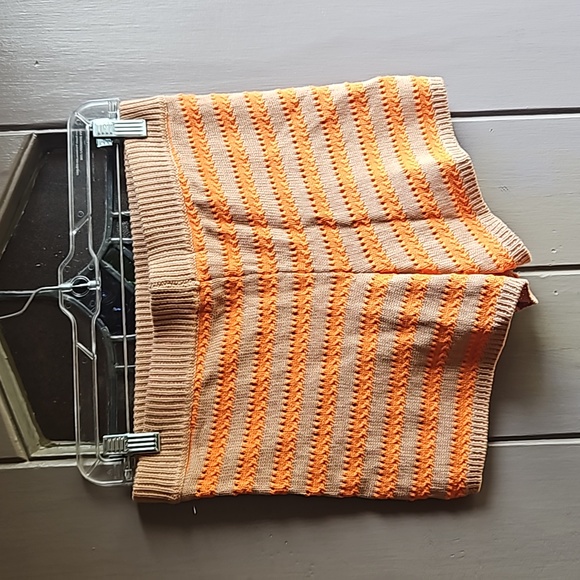 NWT Anthropologie Flat White Striped Knit Shorts - Picture 7 of 10